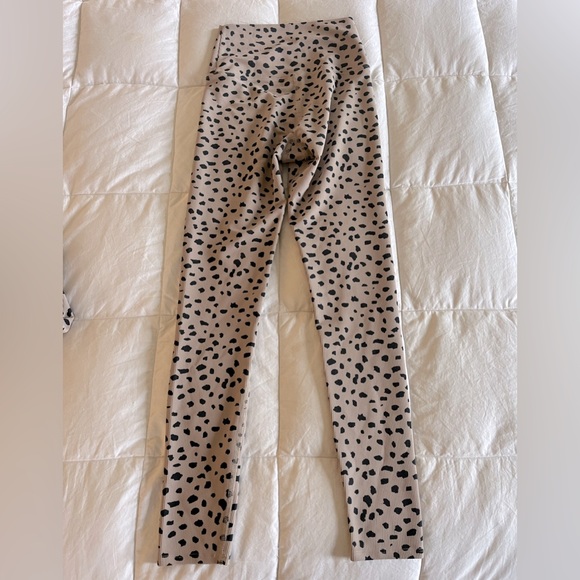 Beach Riot Taupe Spot Animal Print Ribbed Ayla Leggings - Picture 4 of 10